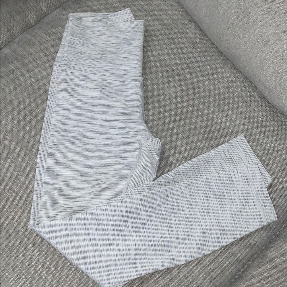 Lululemon Leggings (worn once)
